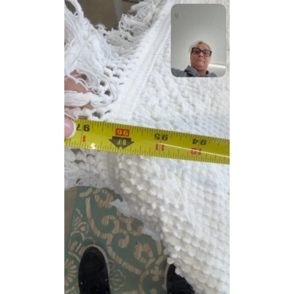 VTG!  Morgan Jones White Chenille Hobnail Floral‎ Bedspread Fringe Queen READ!!
